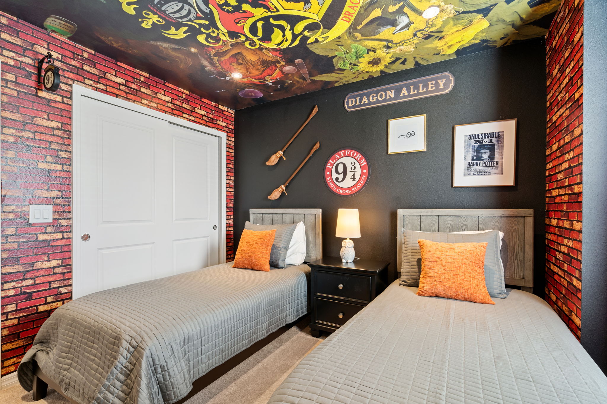 Harry Potter Bedroom 1