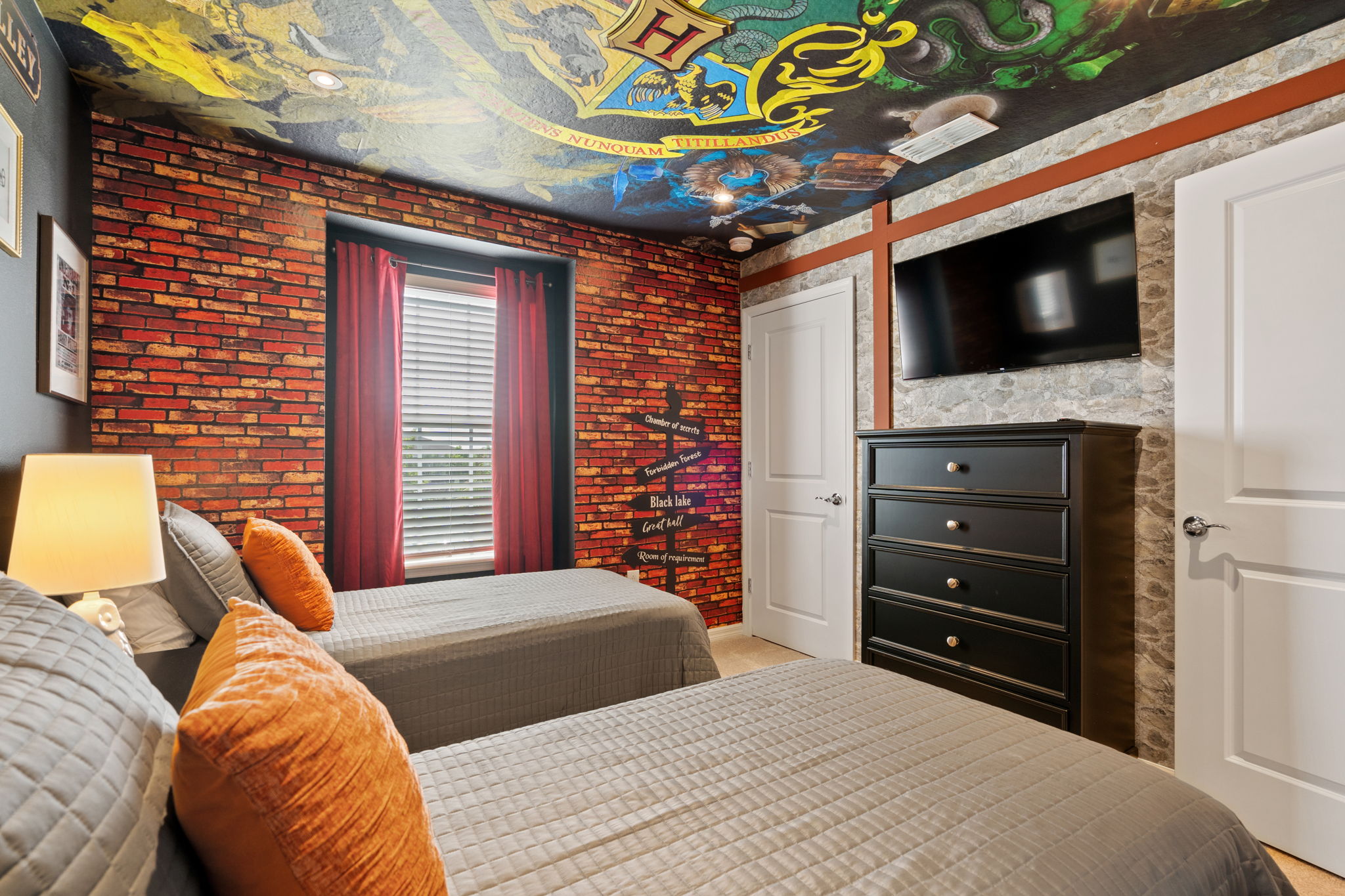 Harry Potter Bedroom 2